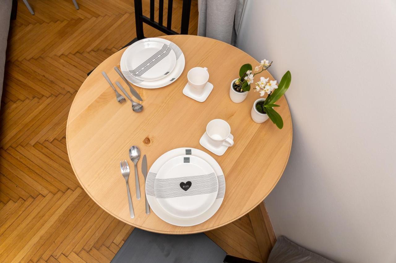 Apartament The Place, In The 7th District Of *